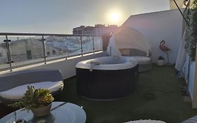 Atico Rilque, Apartamentos Independientes Con Jacuzzi Privado Y Terraza En Ronda