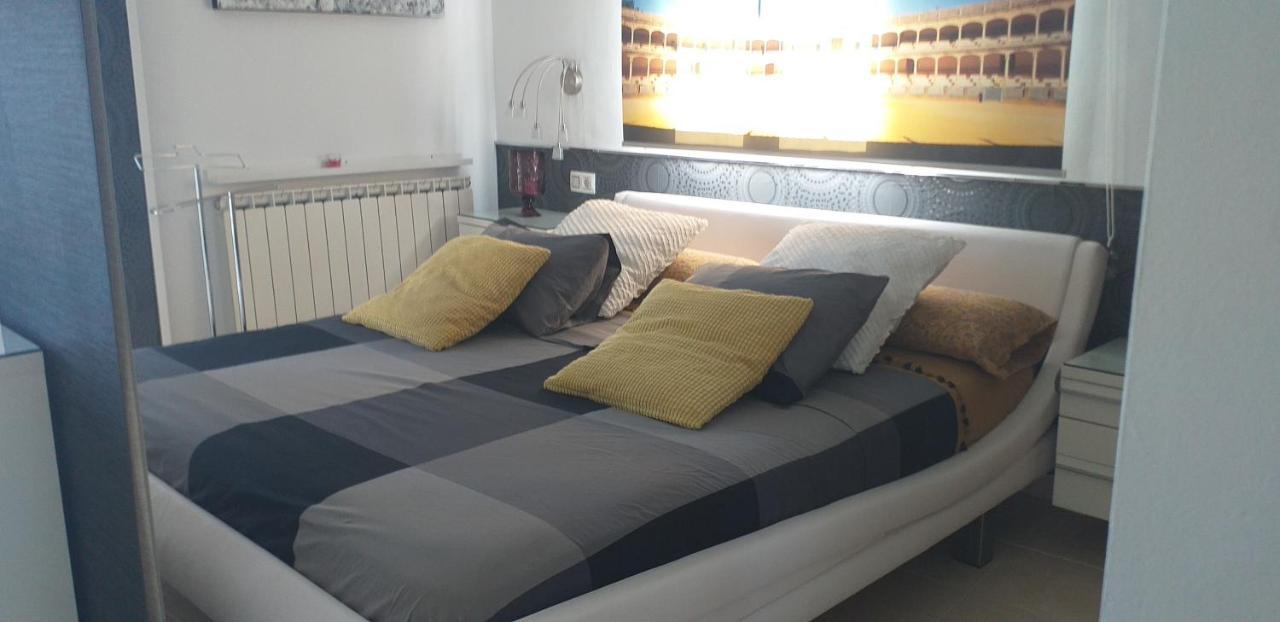 Atico Rilque, Apartamentos Independientes Con Jacuzzi Privado Y Terraza En Ronda Exterior photo